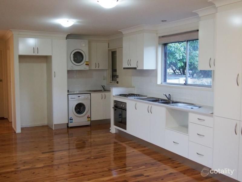 11 Hoyle Dr, Dean Park, NSW 2761