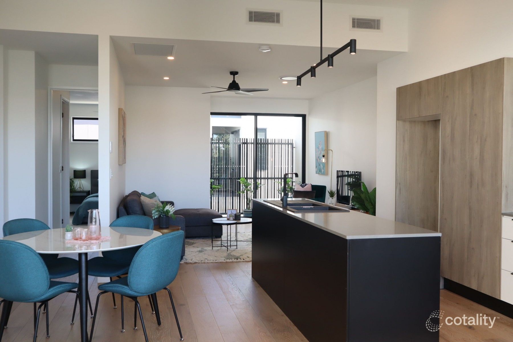 11/21-23 Worden St, Morningside, QLD 4170