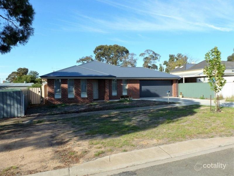 2 Flattely St, Ararat, VIC 3377