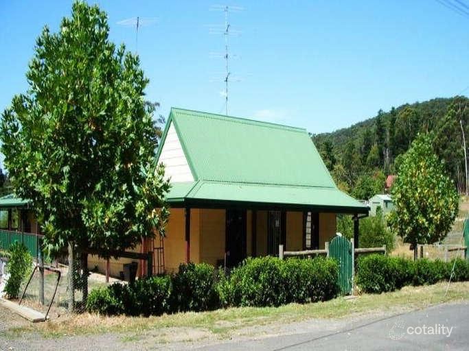 5 Albert St, Blackwood, VIC 3458