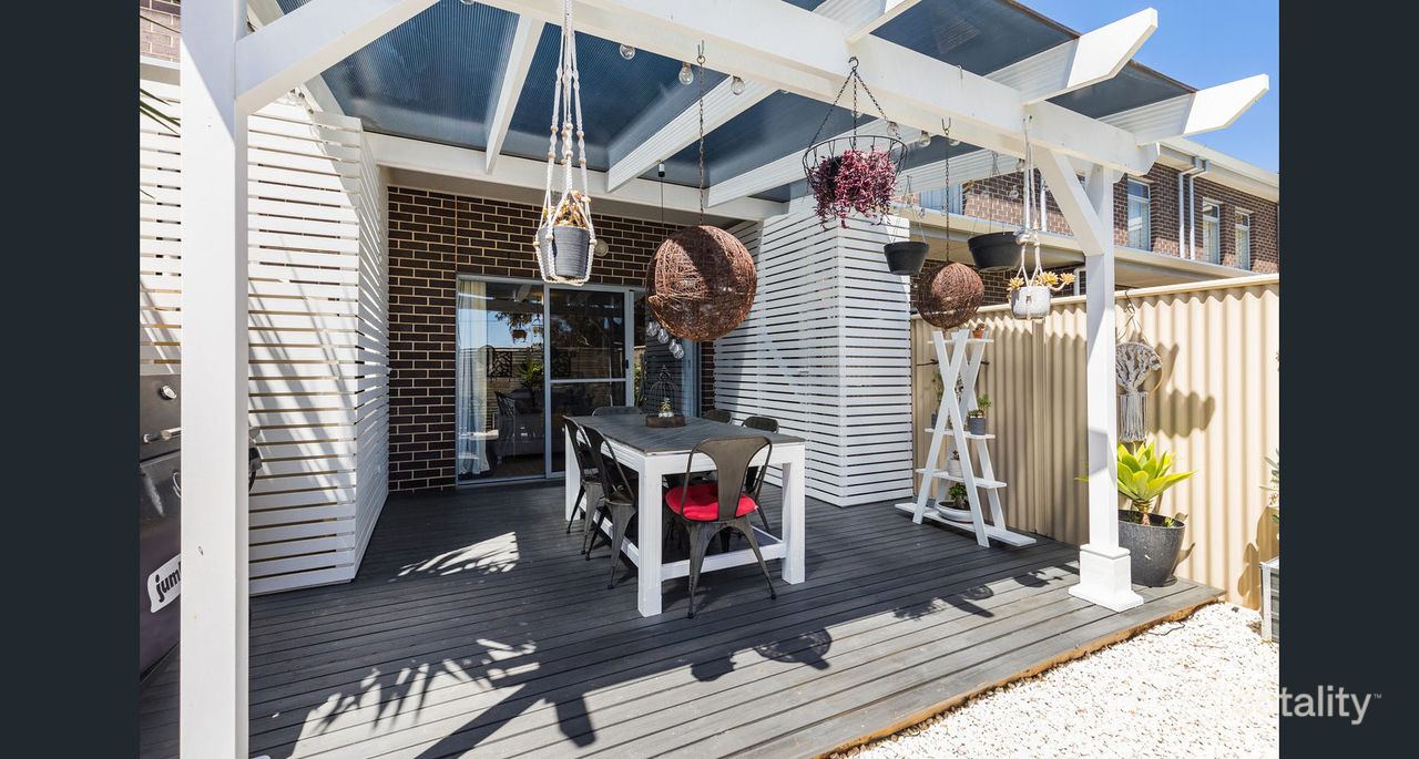 13 Blue Gum Ave, Woodville North, SA 5012