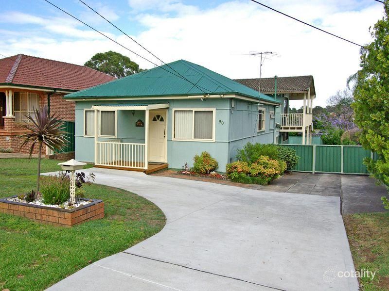 90 Lang St, Padstow, NSW 2211