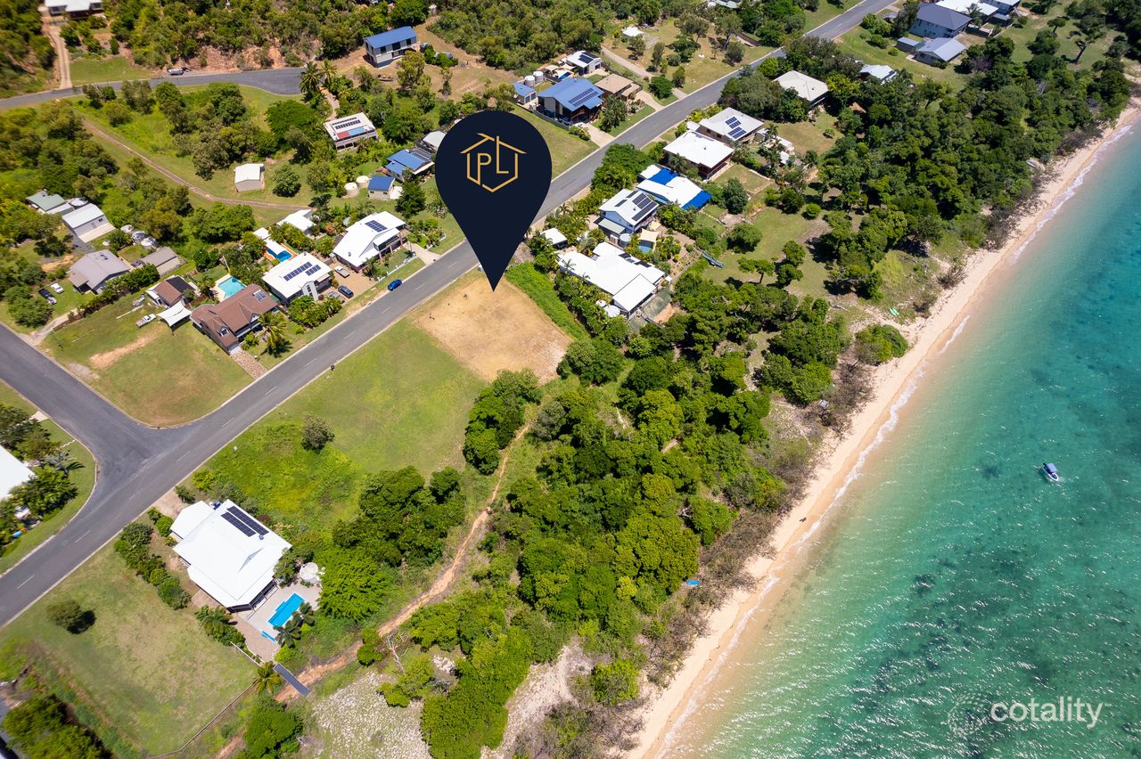 100 Gloucester Ave, Hideaway Bay, QLD 4800