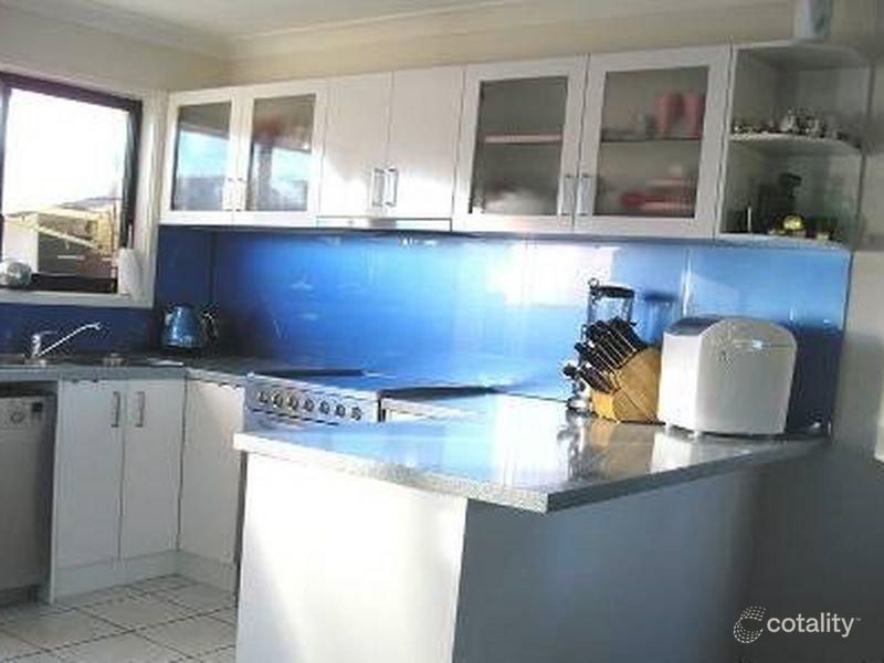 1/121 Sunshine Bvd, Mermaid Waters, QLD 4218