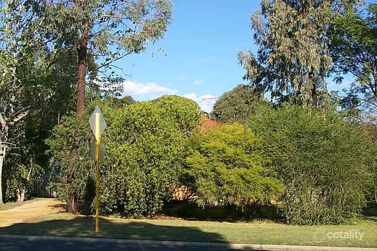 5 West Pde, South Guildford, WA 6055