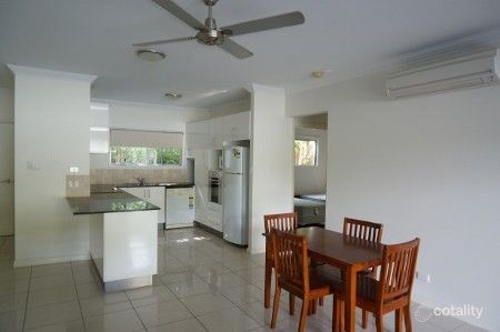 2/3 Deloraine Cl, Cannonvale, QLD 4802