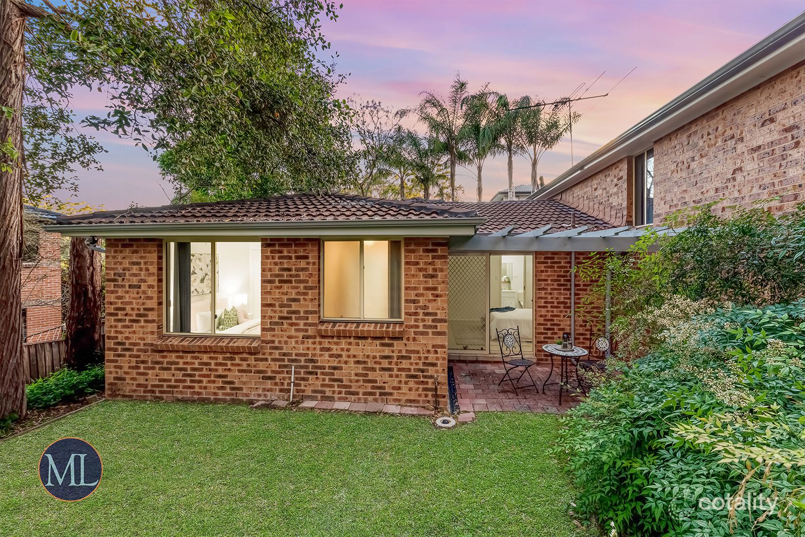 2/18 Elabana Cres, Castle Hill, NSW 2154