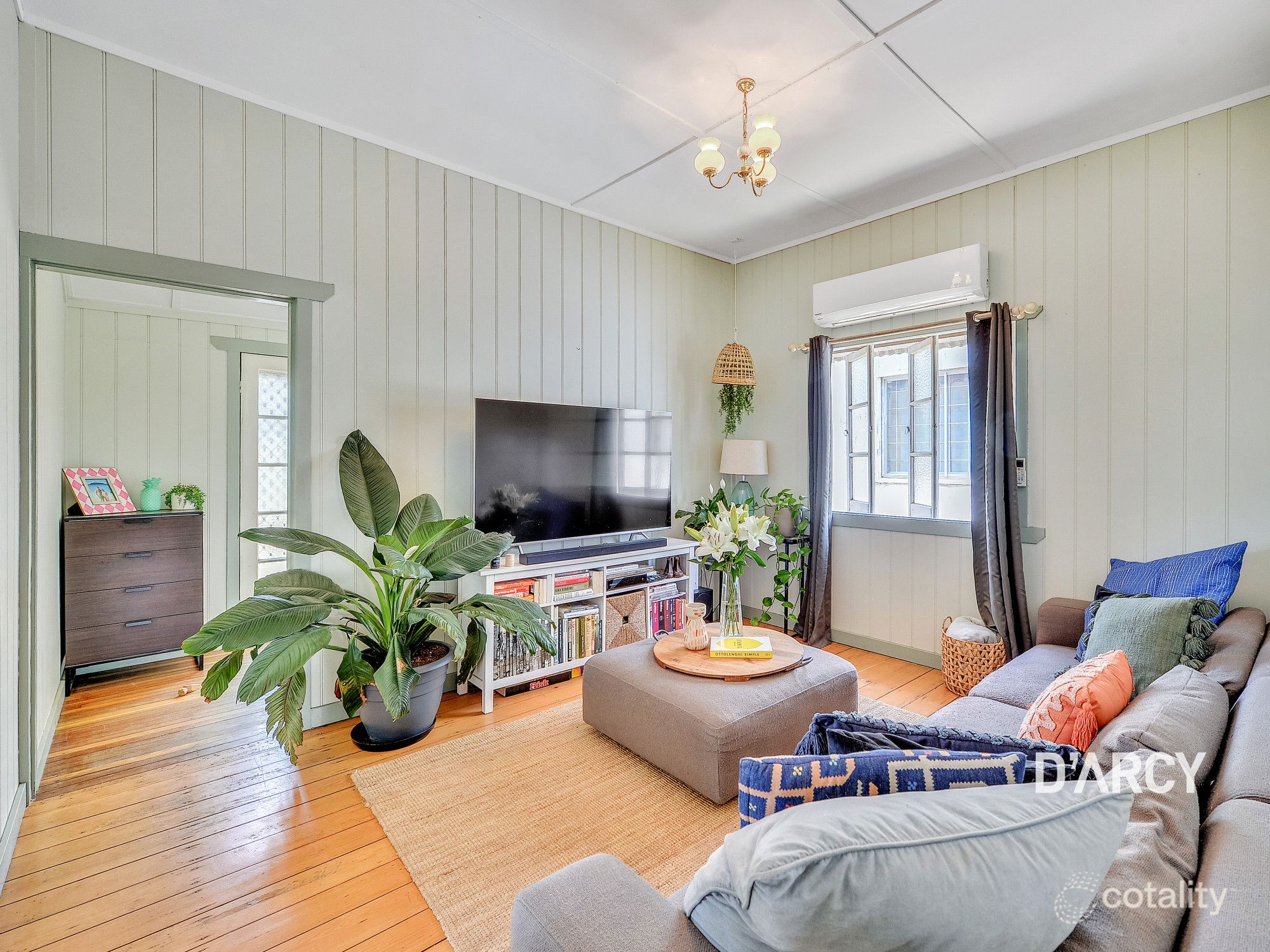 32 Lewin St, Bardon, QLD 4065