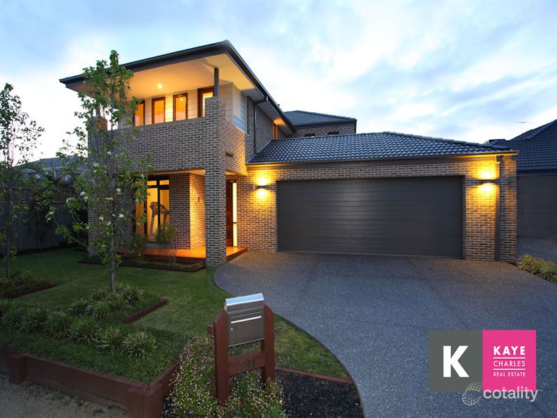 20 Fanfare Cl, Berwick, VIC 3806