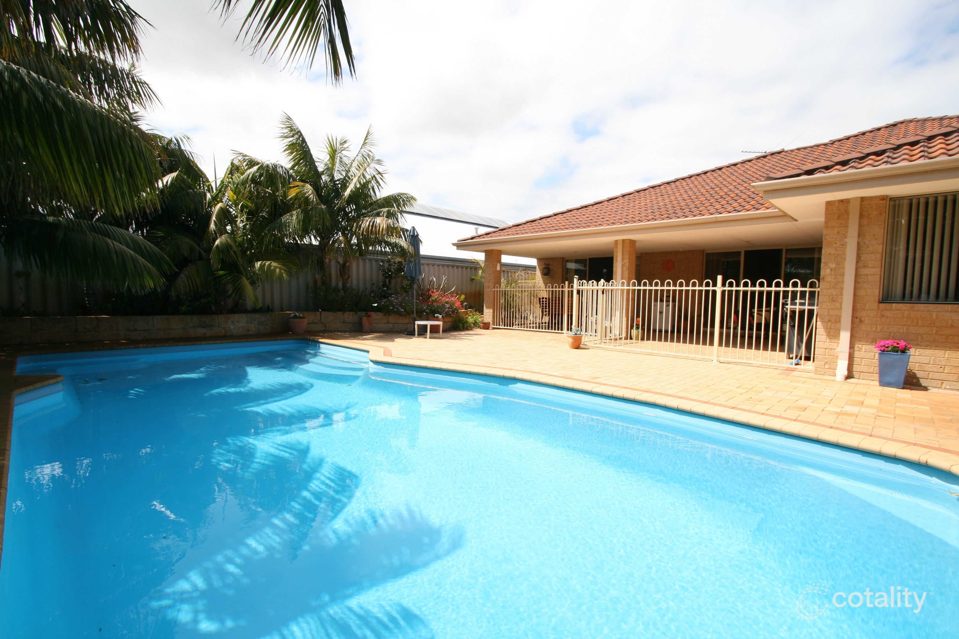 14 Bayeux Ave, Port Kennedy, WA 6172