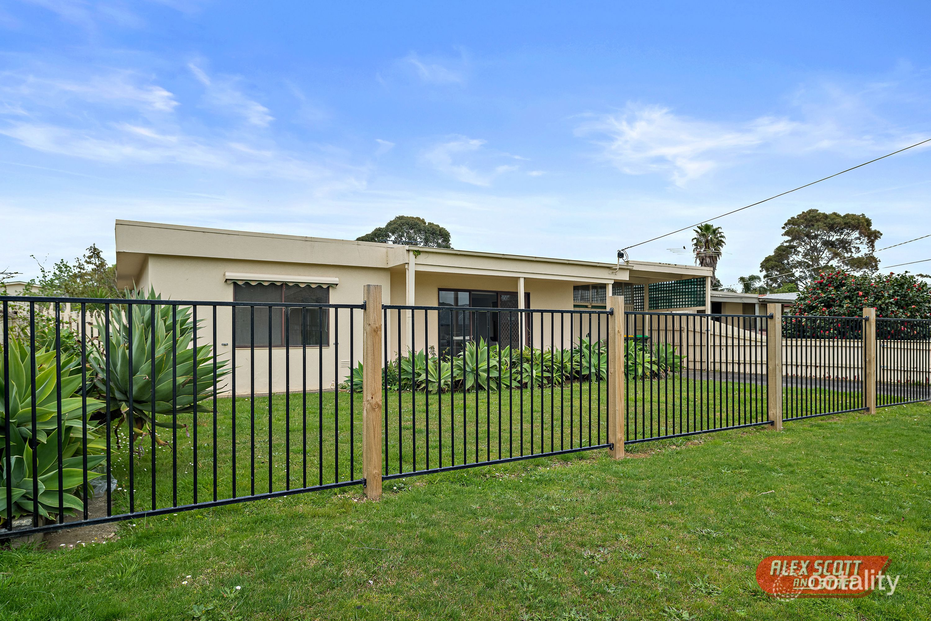 32 Albany Rd, Cowes, VIC 3922