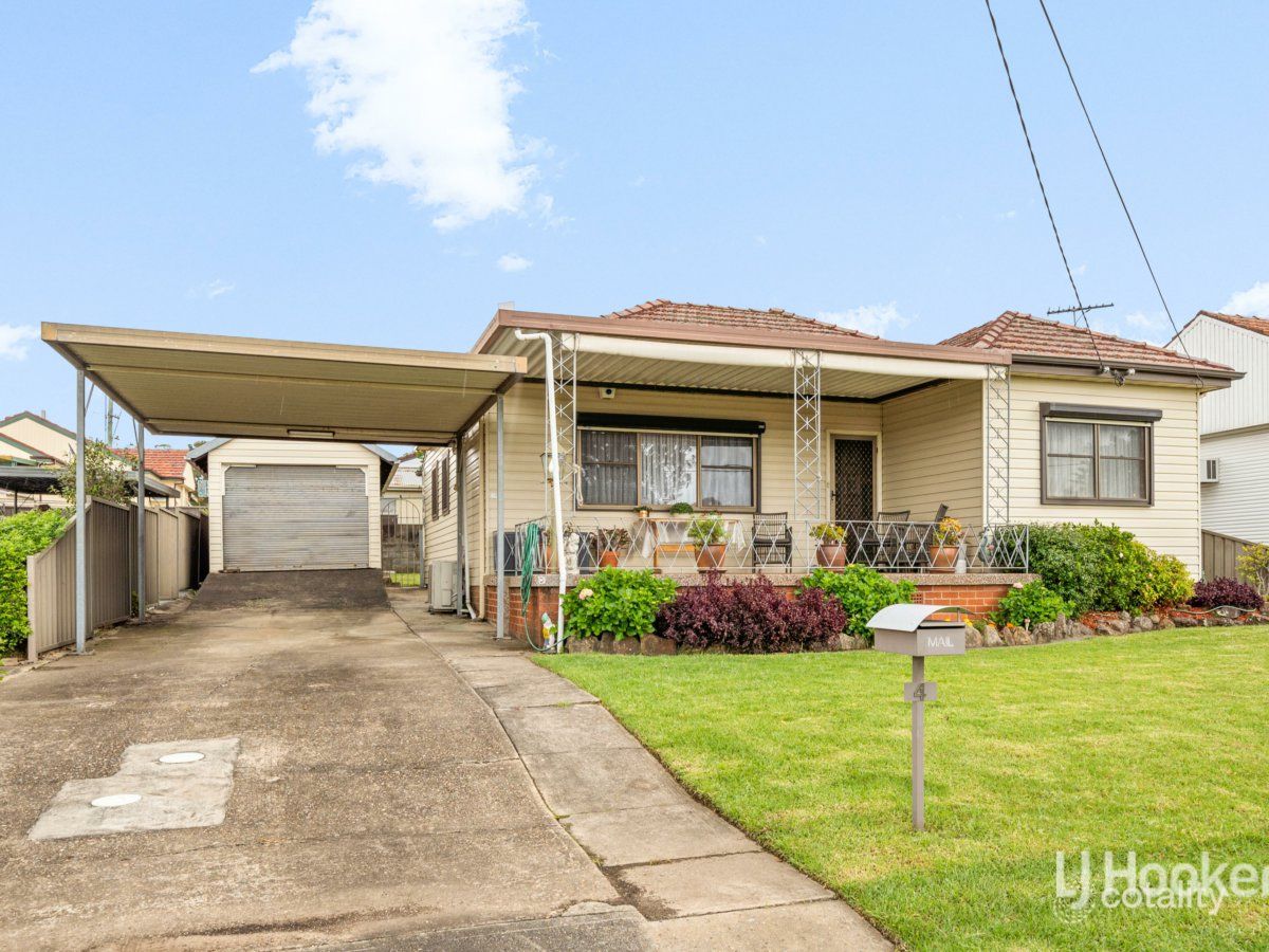 4 Rogers St, Merrylands, NSW 2160