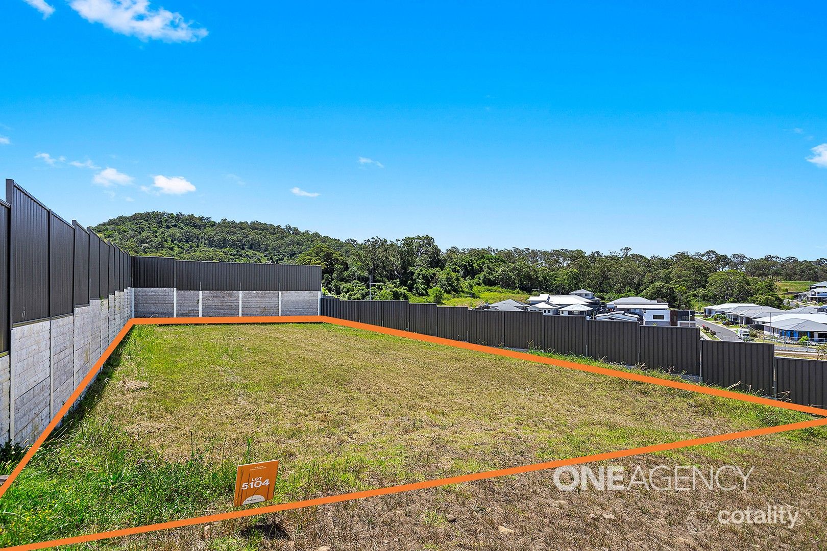 4 Bristlebird Dr, Calderwood, NSW 2527