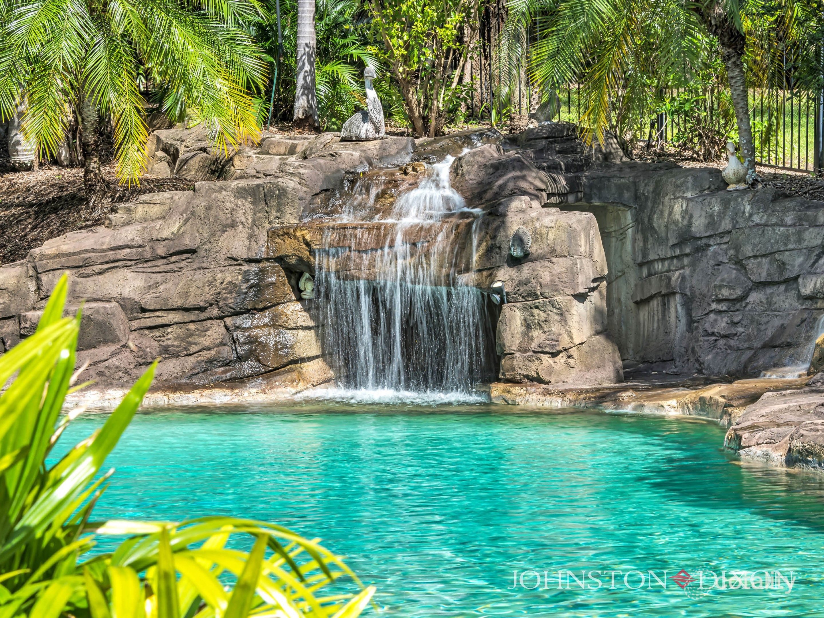 84 Bainbridge Dr, Pullenvale, QLD 4069