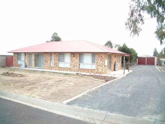 10 Richards Ave, Cambooya, QLD 4358