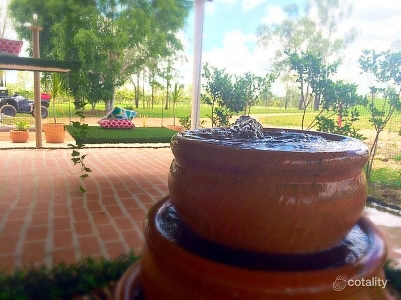 219 Crabb Rd, Woodstock, QLD 4816