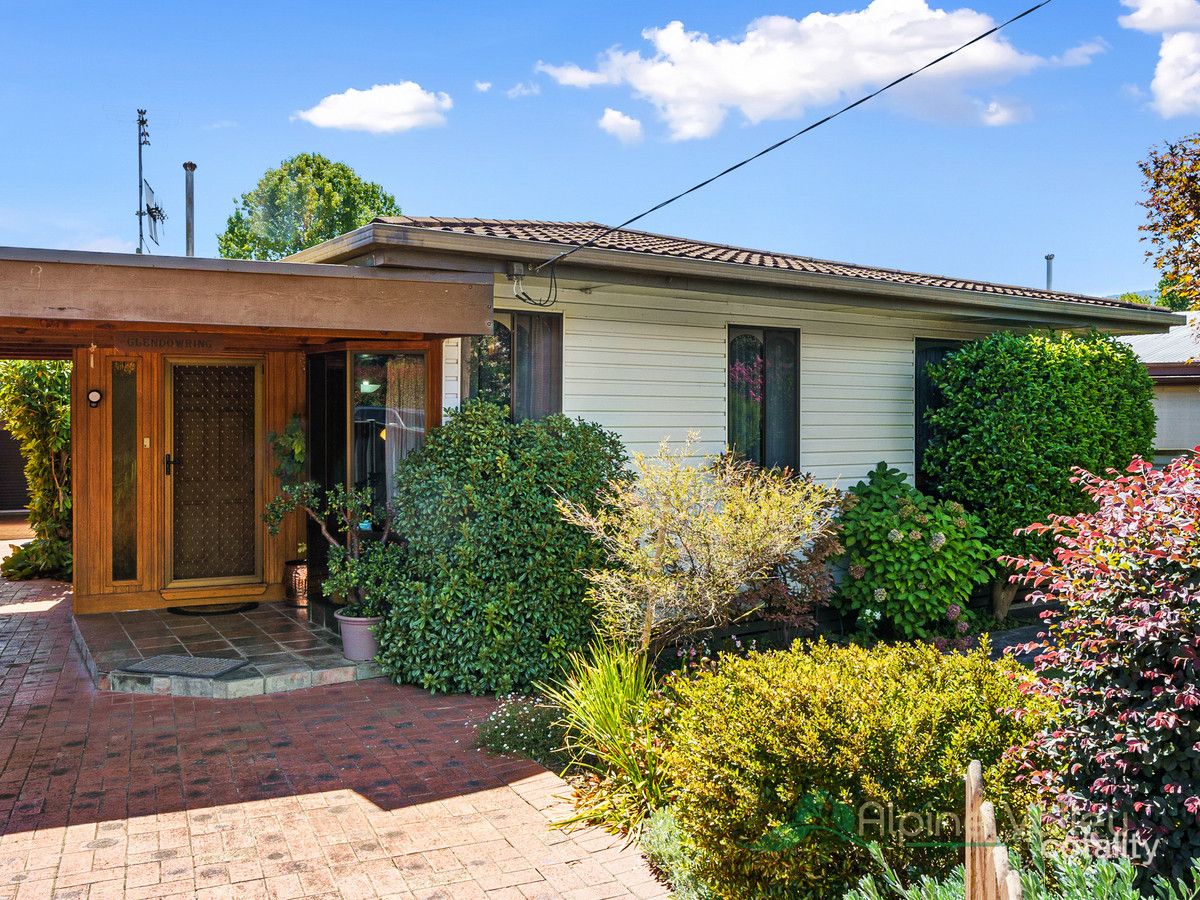 81 Lakeside Ave, Mount Beauty, VIC 3699