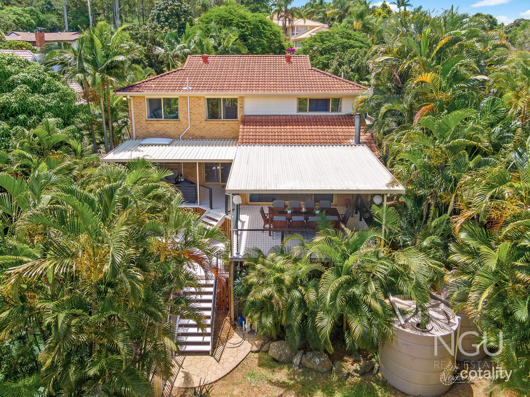 10 Hely Pl, Mount Ommaney, QLD 4074