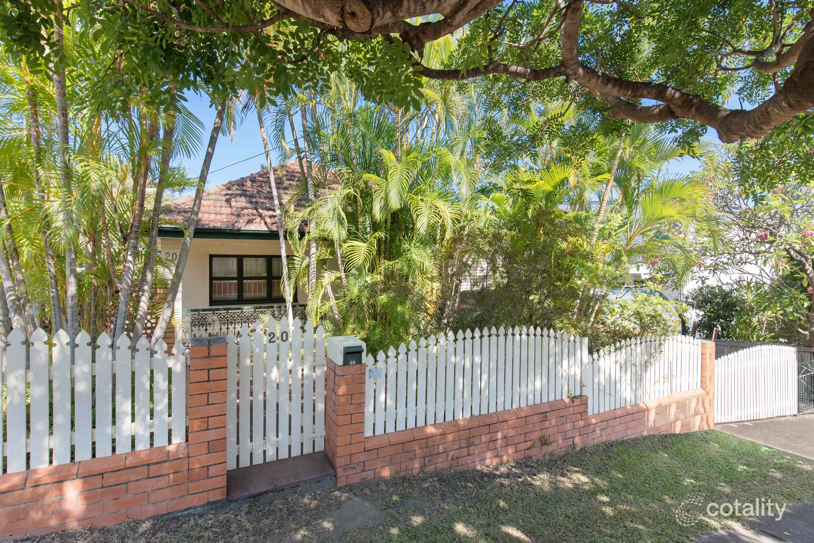 20 Carranya St, Camp Hill, QLD 4152