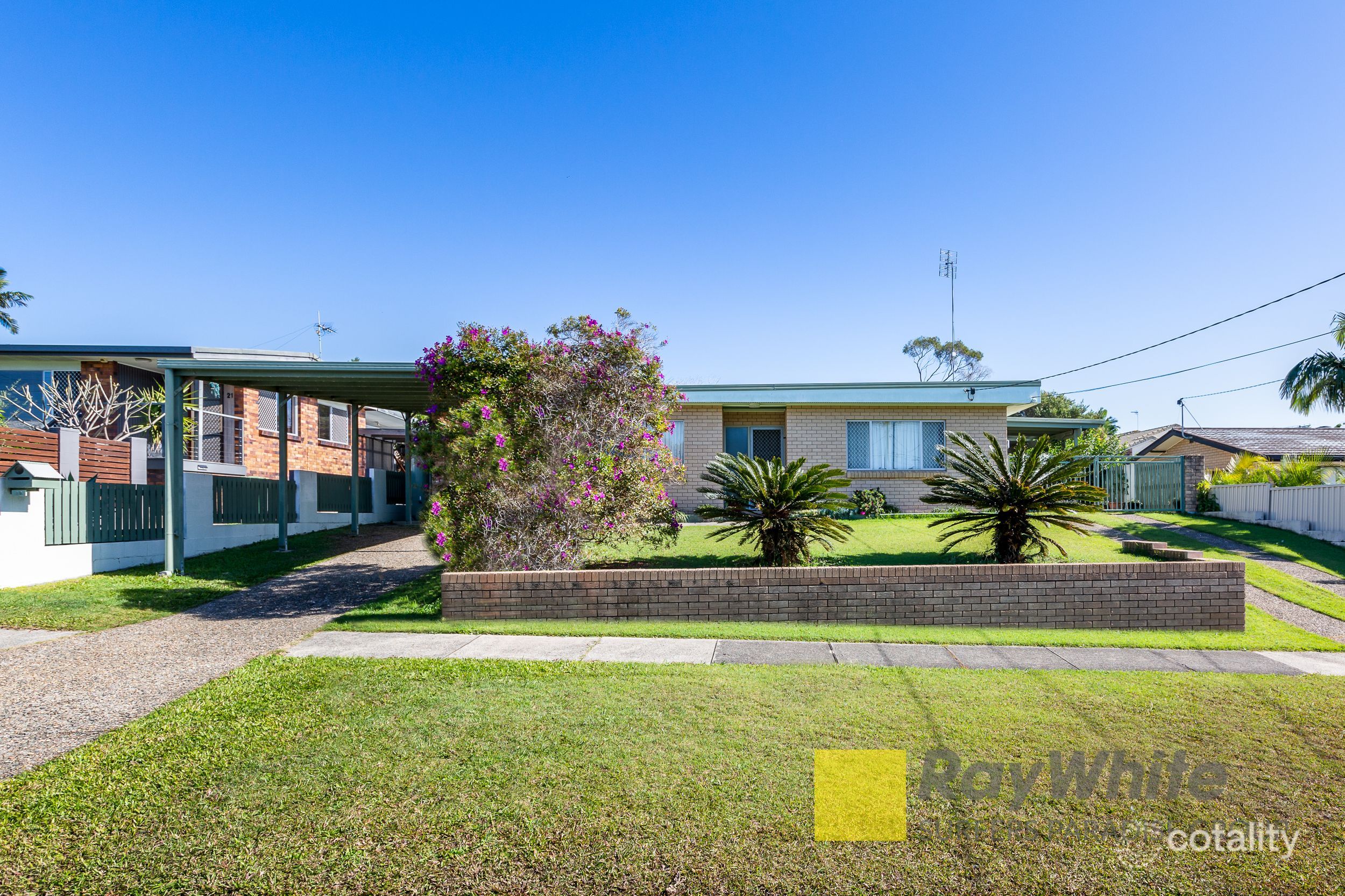 19 Bambarra St, Southport, QLD 4215