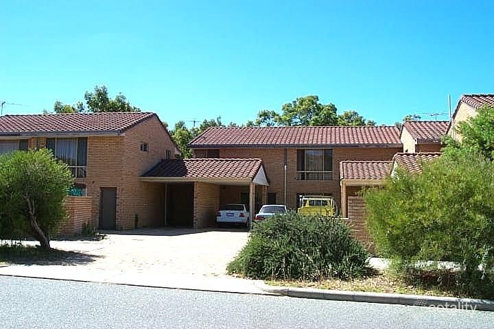 3/10 Redgum Way, Morley, WA 6062