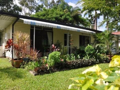 12 Goonyella Ave, Sarina, QLD 4737