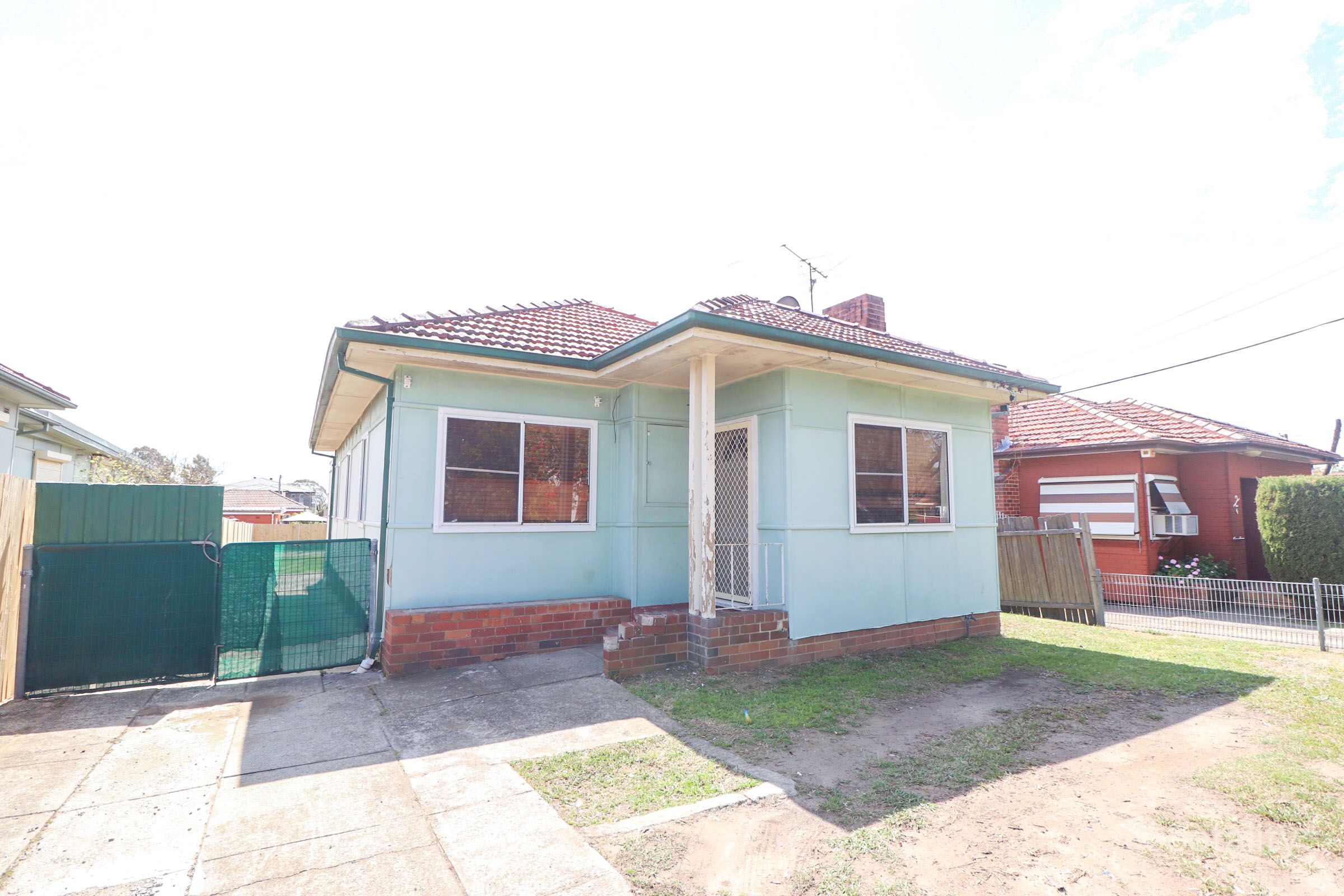 4 Virgil Ave, Sefton, NSW 2162