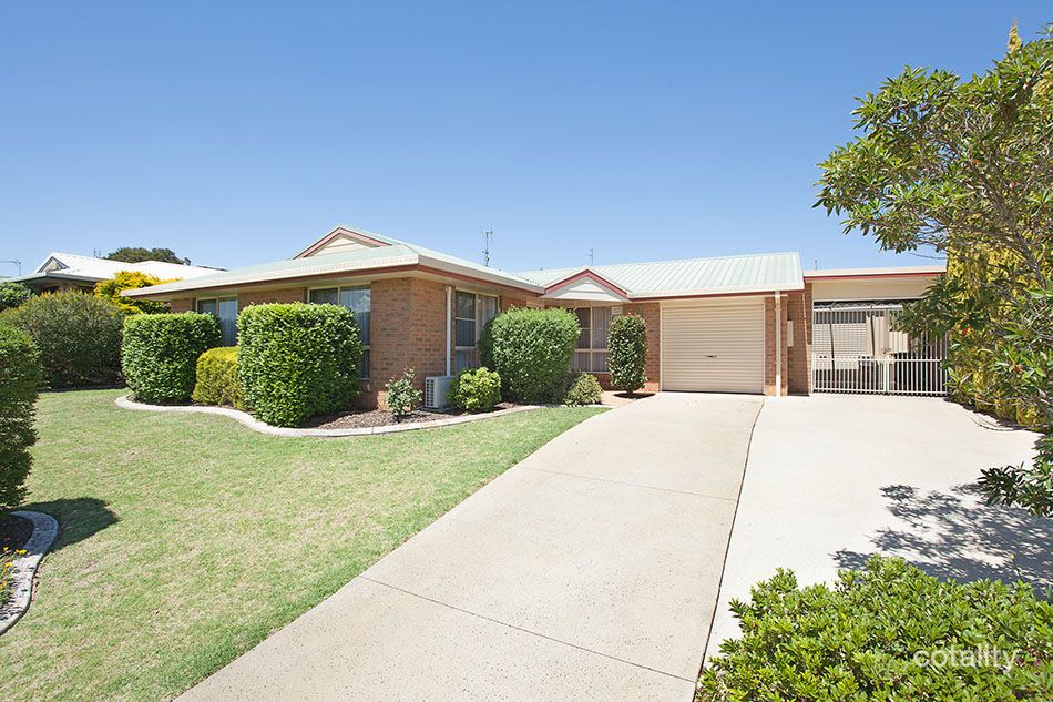 16 Evergreen Ct, Glenvale, QLD 4350