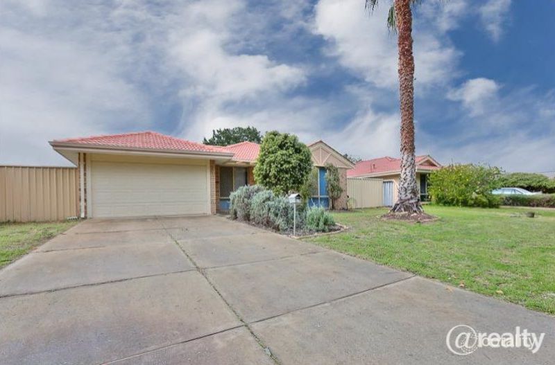 55 Inverness Dr, Meadow Springs, WA 6210