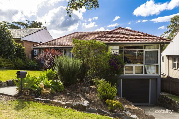10 Clayton Cres, Kotara, NSW 2289
