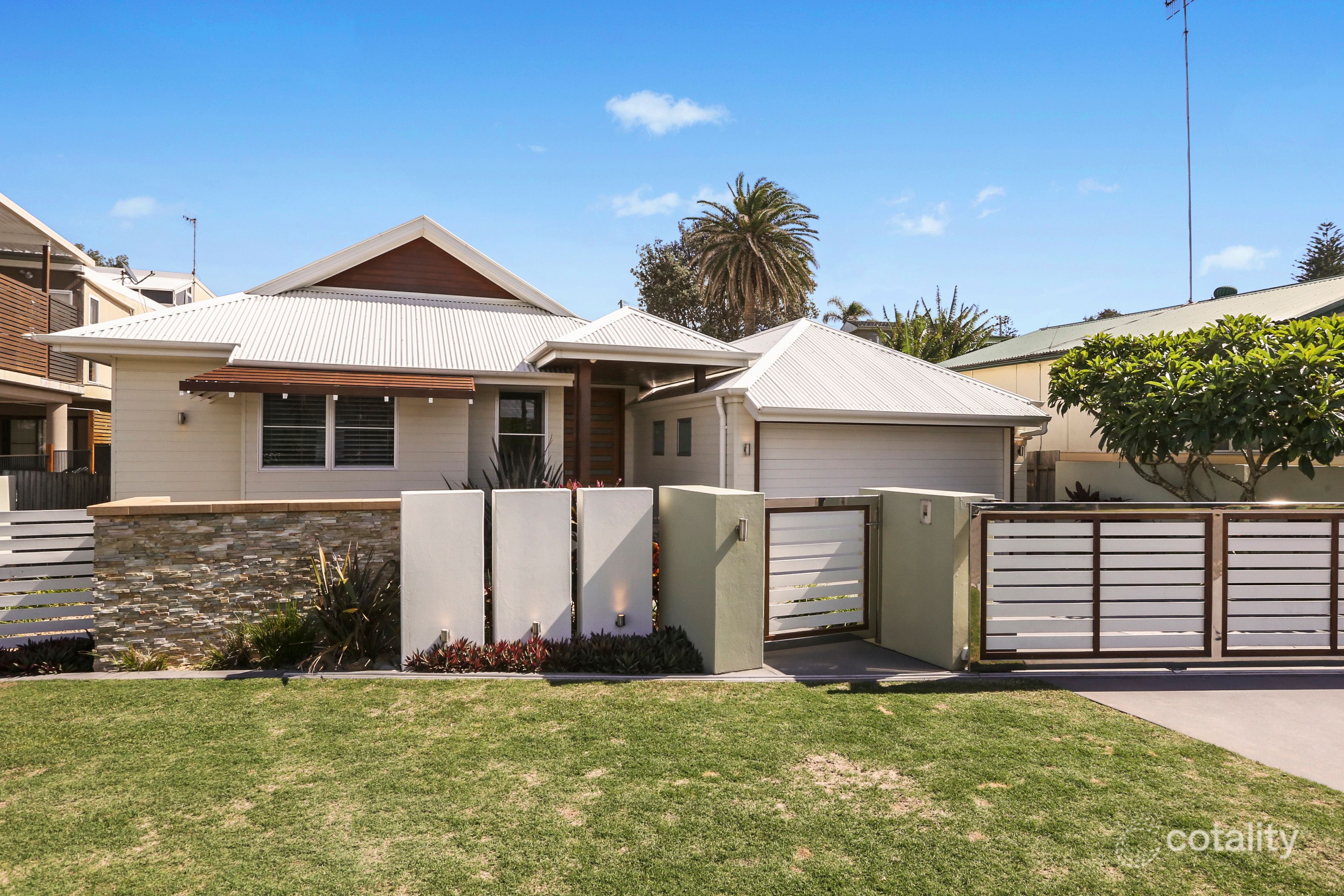 15 Werrina Pde, Blue Bay, NSW 2261