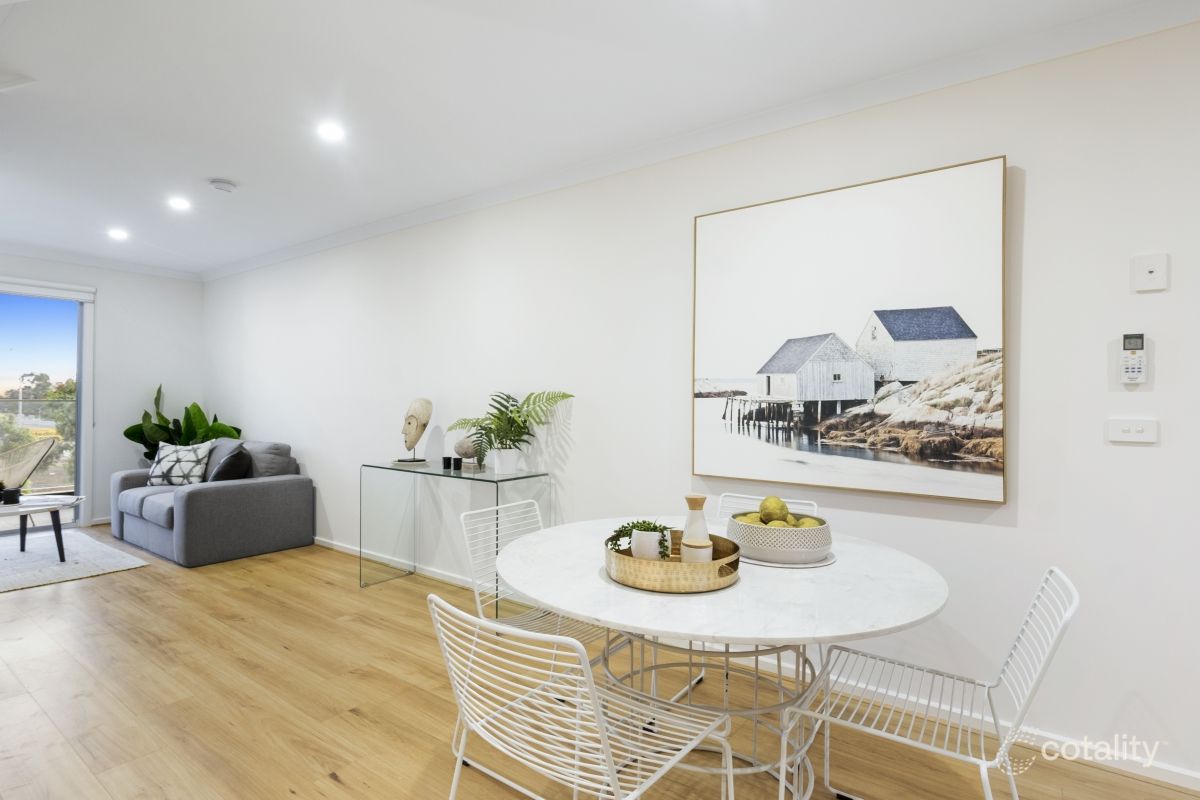 1h Thomas Carr Dr, Tarneit, VIC 3029