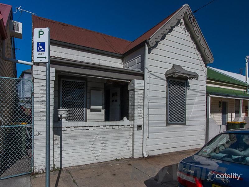 28 Howden St, Carrington, NSW 2294