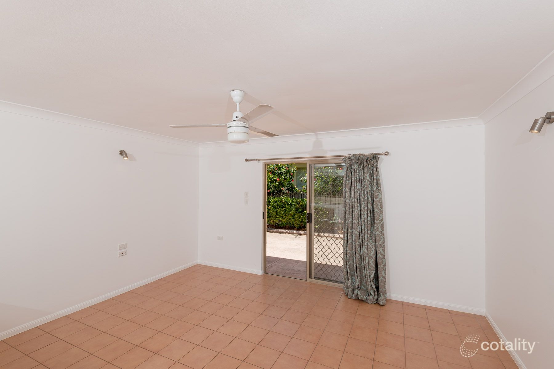 3/39 Arlington Esp, Clifton Beach, QLD 4879