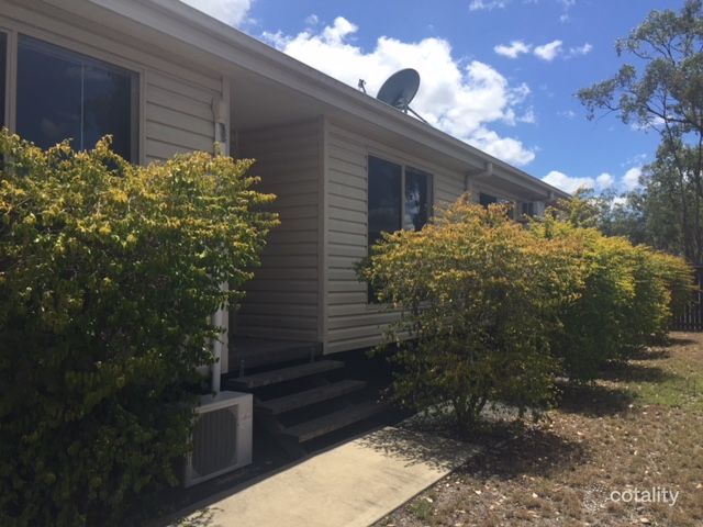 21d Beresford Cres, Dysart, QLD 4745