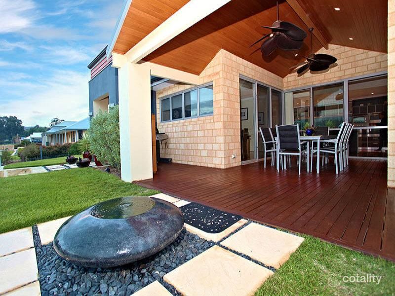 22 Eurythmic Rd, Byford, WA 6122