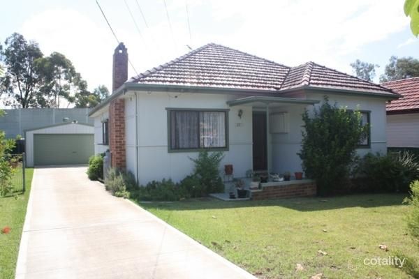 13 Carrington St, Revesby, NSW 2212