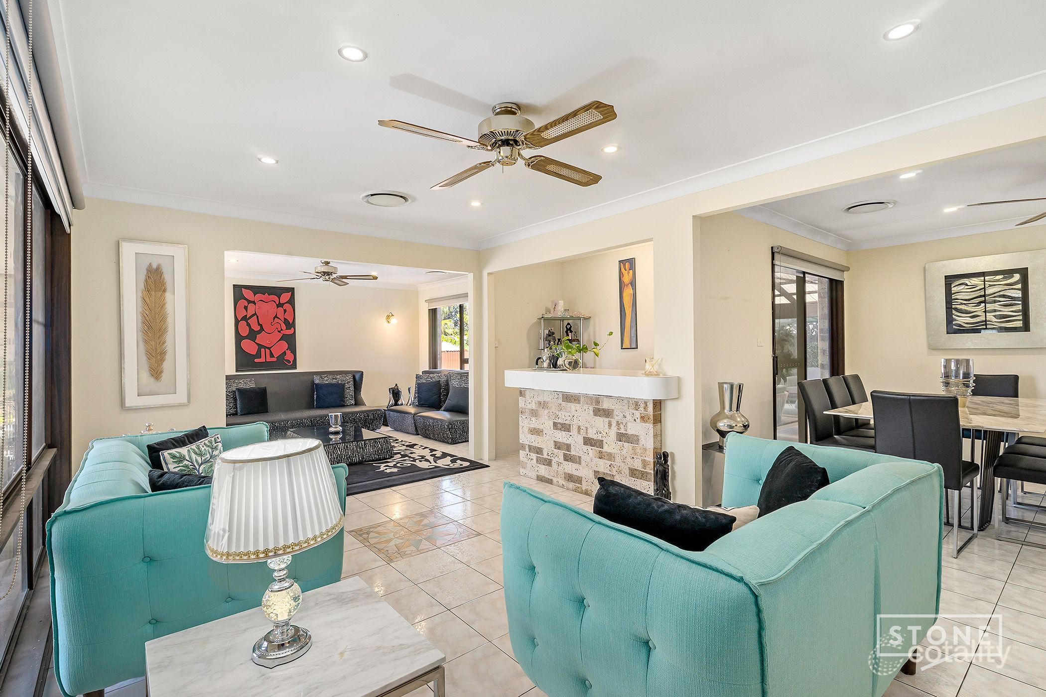 8 Clayton Pl, Girraween, NSW 2145