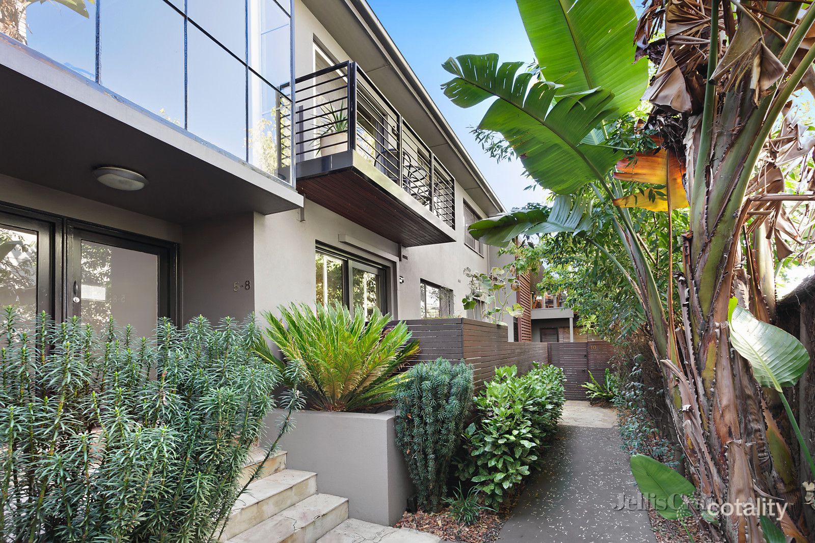8/150 Barkers Rd, Hawthorn, VIC 3122