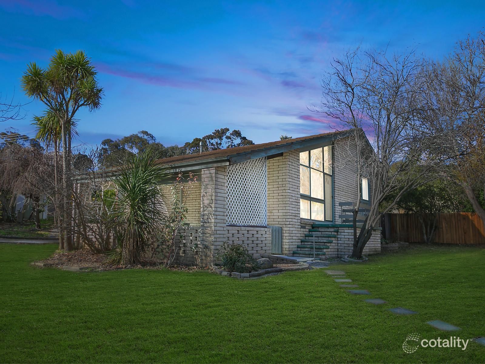 16 Prout Pl, Weston, ACT 2611