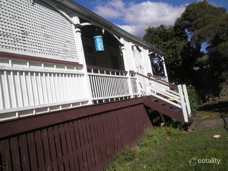 37 Macgregor St, Woodend, QLD 4305