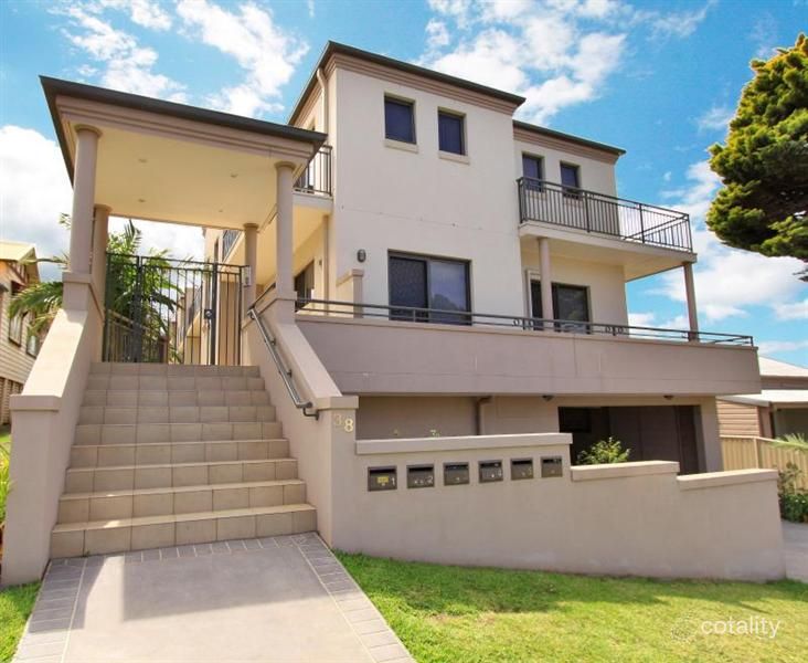 1/38 Robinson St, Wollongong, NSW 2500