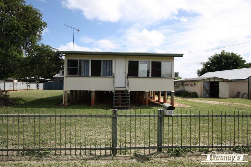 22 Hackett Tce, Richmond Hill, QLD 4820