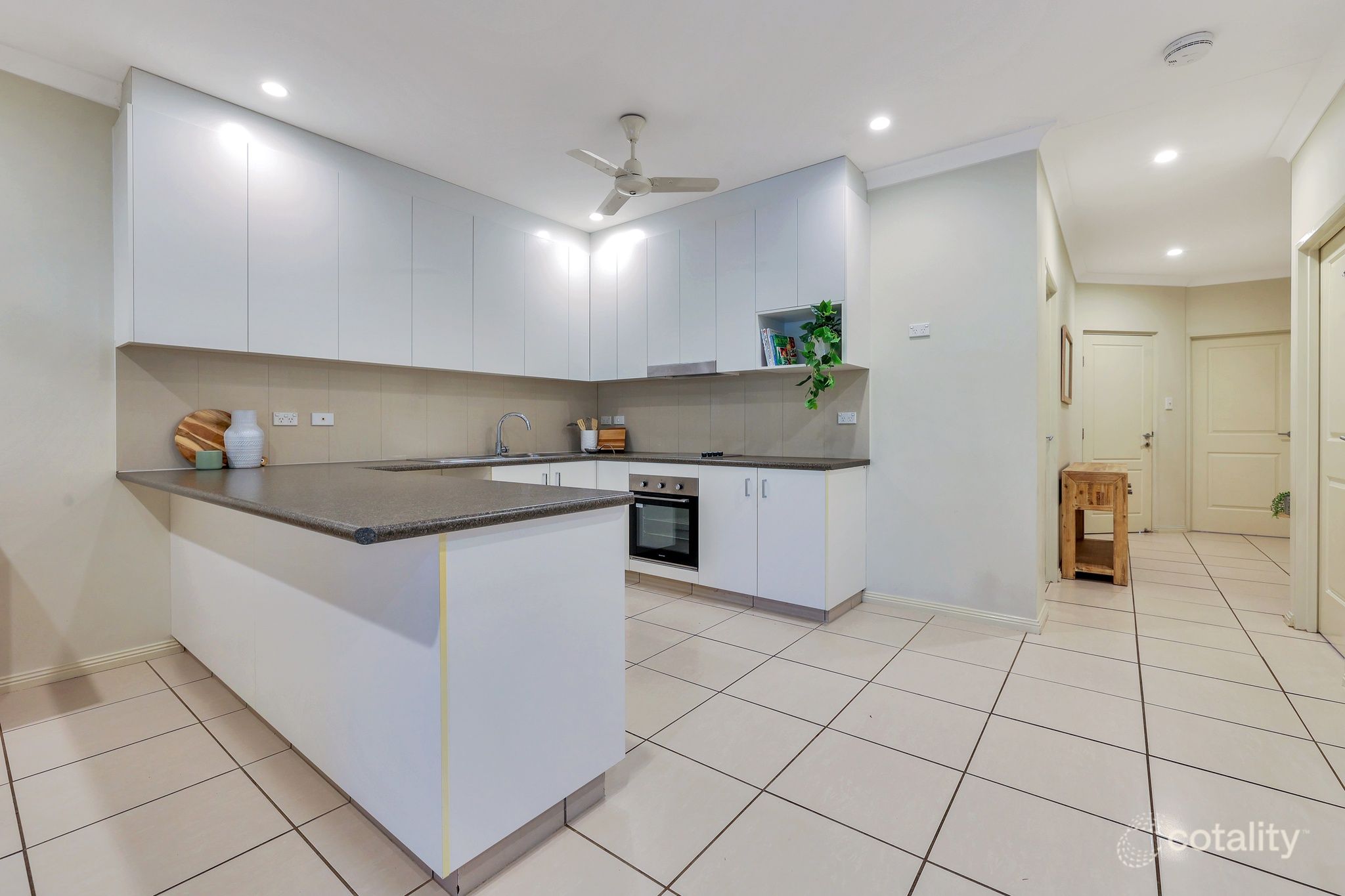 17/6 Wright Cres, Gray, NT 0830