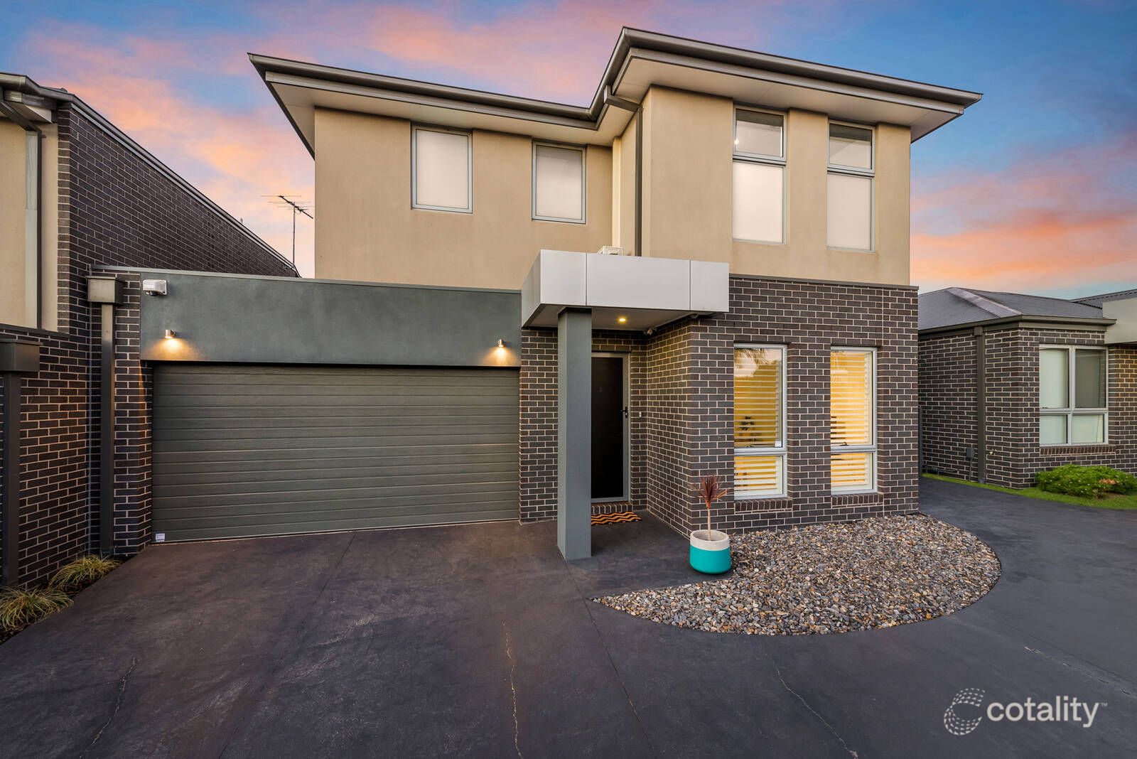 2/21 Howard Rd, Dingley Village, VIC 3172