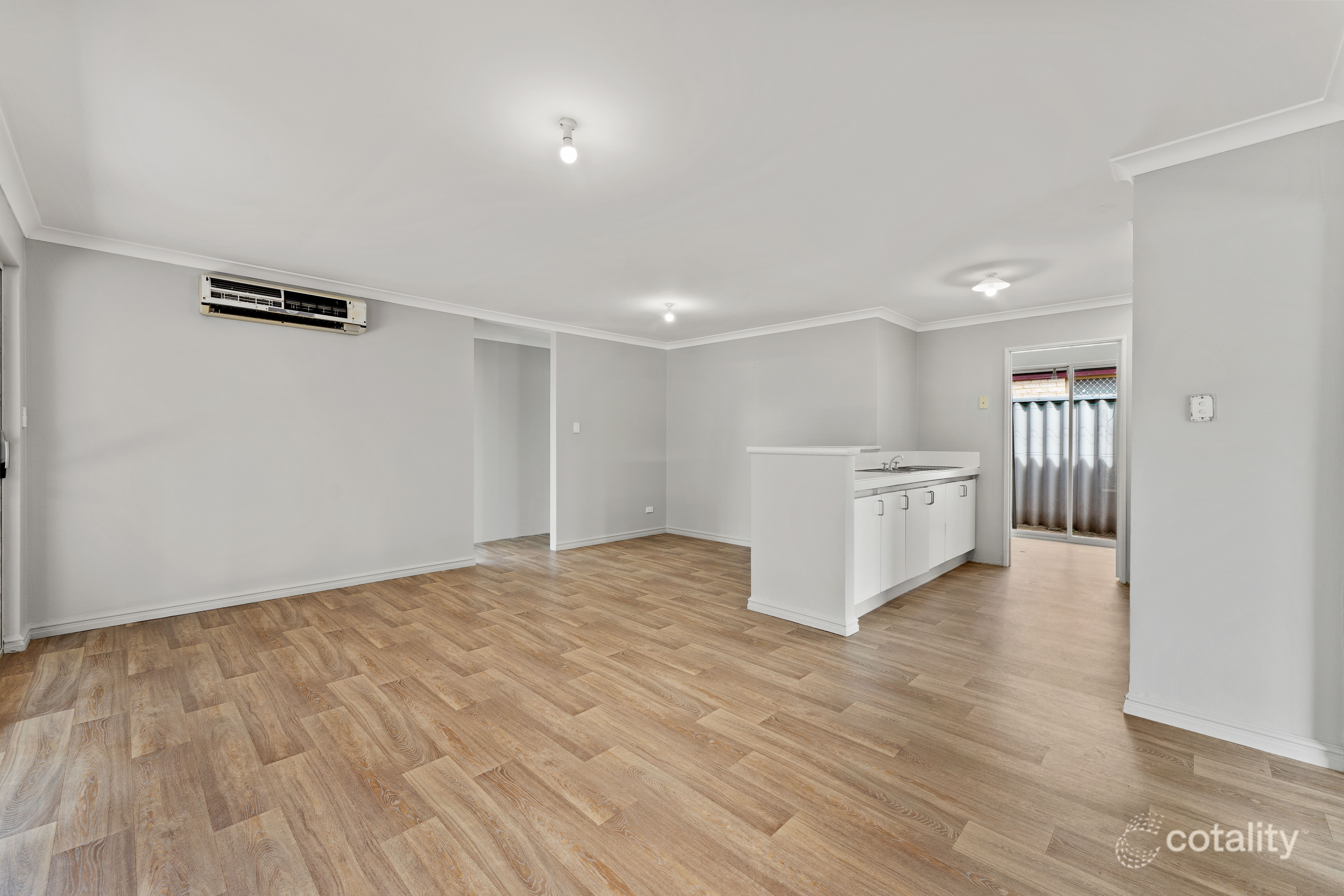 6 Lois Lane, Warnbro, WA 6169