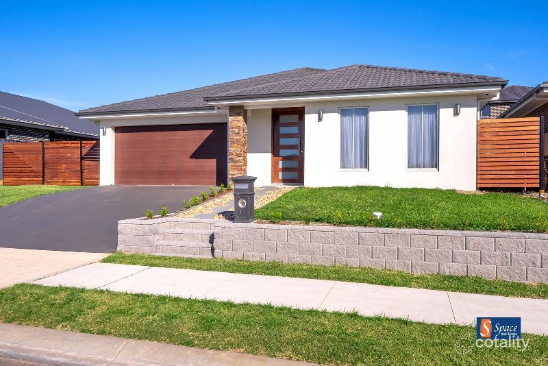 16 Kenway St, Oran Park, NSW 2570