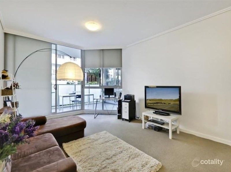 3/2 Latham Tce, Newington, NSW 2127