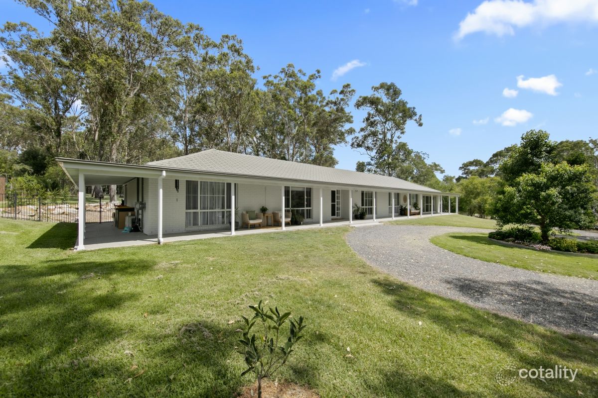 11 Durham Gr, Wallalong, NSW 2320