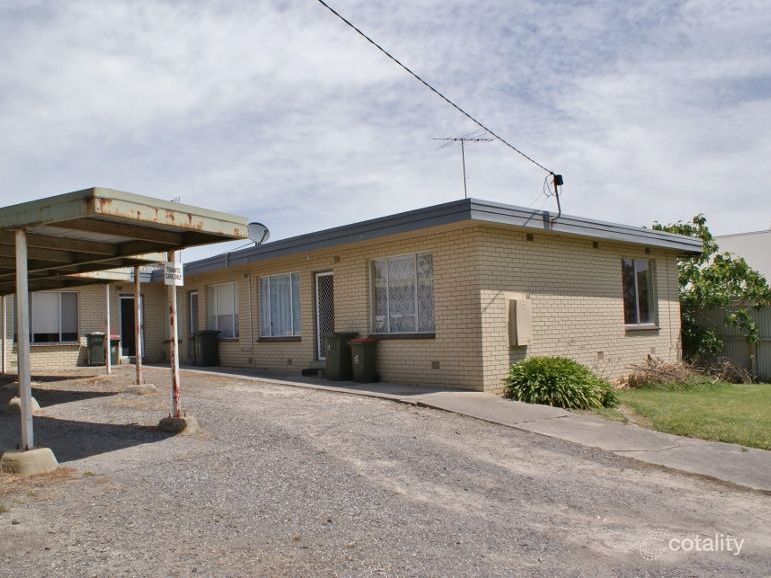 98 Commercial Rd, Morwell, VIC 3840